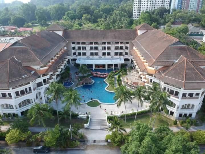 The Orient Star Resort Lumut Zewnętrze zdjęcie
